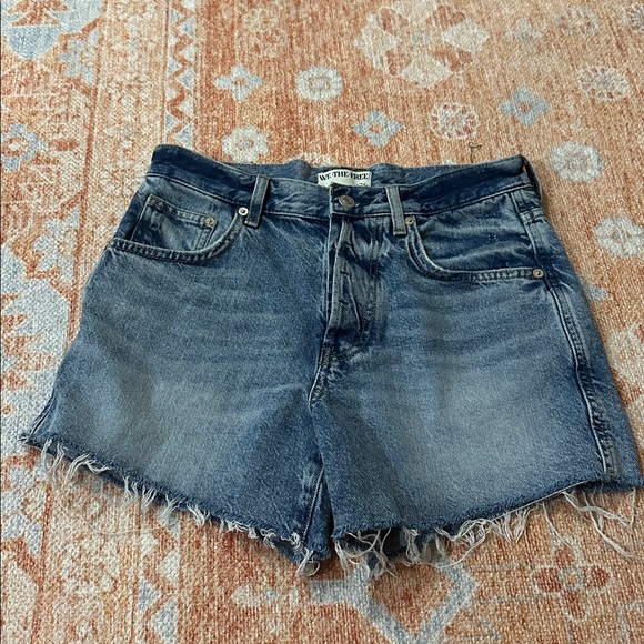 WE THE FREE PEOPLE IVY MID RISE Jean SHORT size 26 distressed boho denim shorts - Picture 8 of 13